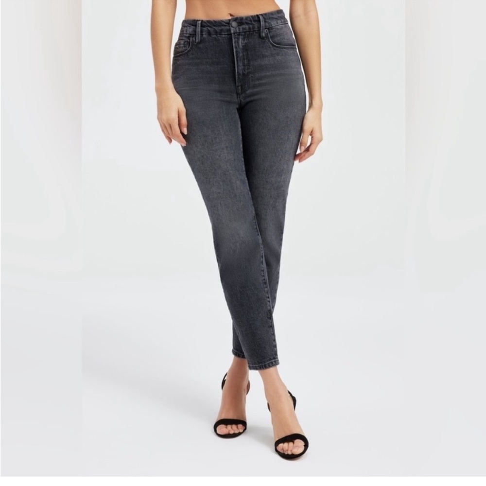 Good American NWT off black Good Classic Jeans